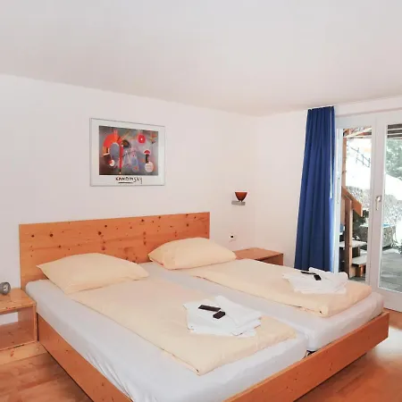 Steingartli Apartment